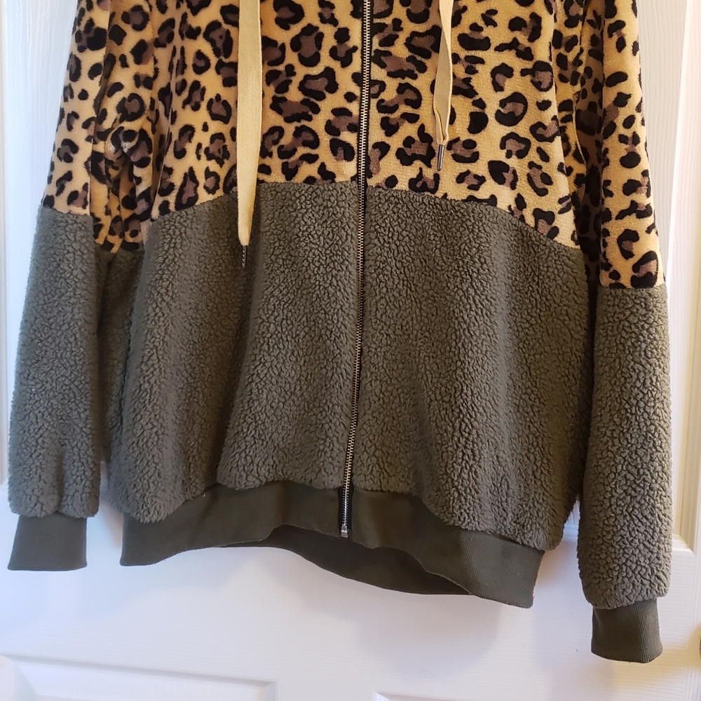 Fleece Sherpa hoodie Zulily
